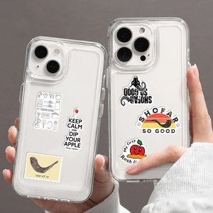 Detailansicht der klaren iPhone Hülle mit Rosch Haschana Aufklebern und Schofar Design