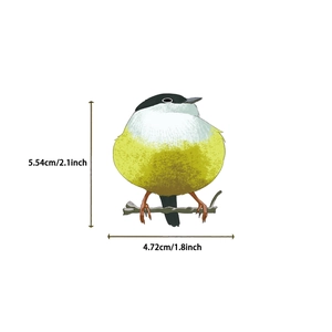 Vue détaillée de l'autocollant oiseau sur branche avec dimensions de 5,54cm