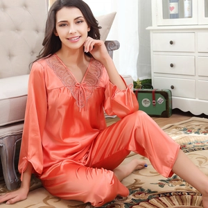 Lussuosi Pigiami in Raso da Donna Finitura in Pizzo Scollo a V Maglia a Maniche Lunghe e Pantaloni Indumenti da Notte