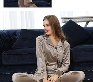 Détails du pyjama en velours champagne avec passepoil contrasté et col à boutons élégant