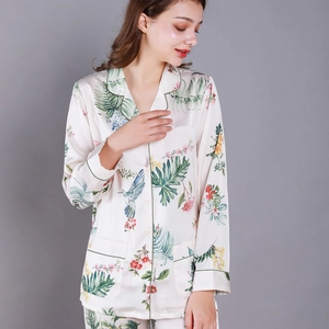 Women's silk pajamas set with floral prints, long sleeves and button-down collar