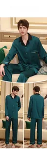 Détails du pyjama en satin pour homme avec col contrasté et finitions dorées chic