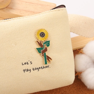 Sunflower Alloy Enamel Brooch For Women Yellow Flower Plant Badge Pin Fashion Clothing Backpack Accessories Jewelry Gift
