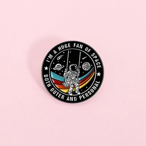 Kreative Astronaut Schaukel Emaille Pin Humorvolles Zitat Weltraum Sowohl Äußerer Als Auch Persönlicher Runder Zinklegierung Brosche Abzeichen Schmuck Für Rucksack