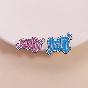 Broche en Émail Lettre de Personnalité MBTI INFJ ENFP Gothique Alliage de Zinc Peint Badge Étoile Bijoux Épingle pour Accessoire Unisexe
