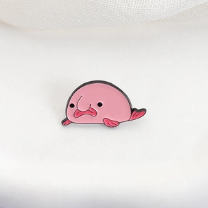 Kreative rosa Blobfisch-Emaille-Anstecknadel mit niedlichem Cartoon-Gesichtsausdruck