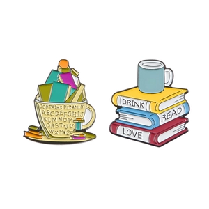 Set de broches émaillées créatives avec livre et tasse à thé, motifs colorés