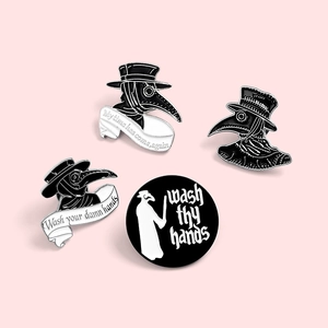 Gothic Plague Doctor Enamel Pin Alloy Bird Mask Brooch Medieval Punk Jewelry Badge For Clothes Backpack Halloween Gift For Women Men