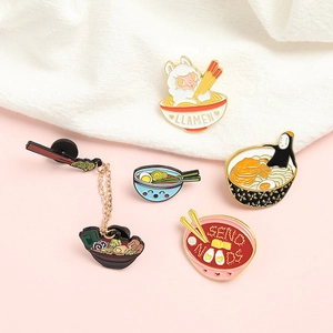 Creative Japanese Ramen Enamel Brooch Alloy Alpaca Cartoon Character Food Lapel Pin Fashion Jewelry For Backpack Hat Clothes