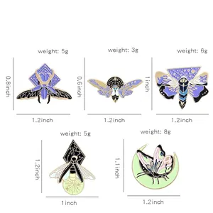 Size chart showing 5 insect enamel pins with weights and dimensions on white background
