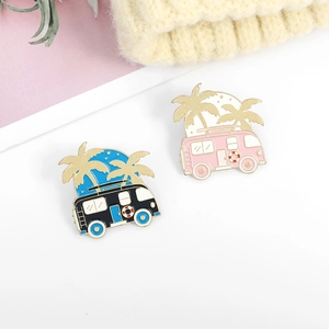 Lot de pins émaillés bus de camping et palmier thème plage en rose et bleu