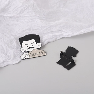 Pin's en émail Lu Xun de dessin animé avec texte Go Study et vue de l'attache