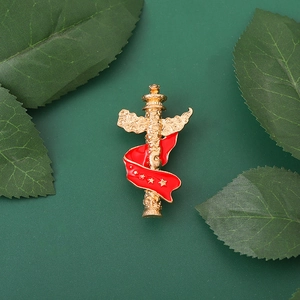Traditional Chinese Huabiao pillar brooch in gold alloy with red enamel ribbon and stars