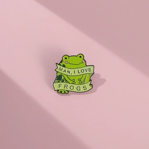 Funny Cartoon Frog Enamel Pin MAN I LOVE FROGS Letter Alloy Lacquered Brooch Cute Animal Badge For Backpack Accessory Unisex