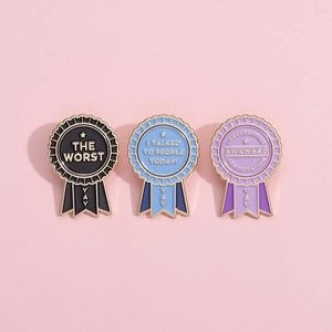 Funny Sarcastic Award Ribbon Enamel Pin Brooch Alloy Social Anxiety Theme Medals For Clothing Backpack Accessory Unisex