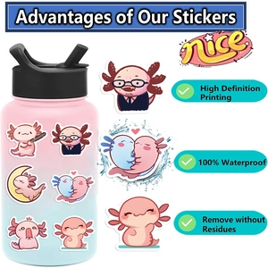 Autocollants axolotl étanches sur une gourde montrant des dessins animés mignons