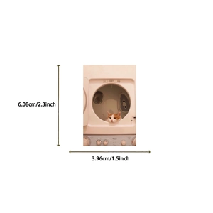 Detailopname van productafmetingen voor een schattige beige kattensticker, 6x4 cm