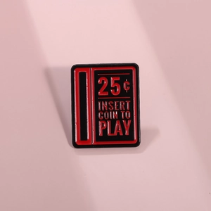 Retro Arcade Machine Coin Slot Enamel Pin Badge Vintage 25 Cents Insert Coin To Play Alloy Brooch For Backpack Denim Jacket