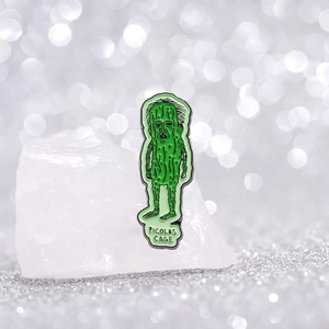 Creative Picolas Cage pickle enamel pin made of alloy with green painted finish