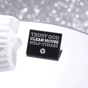 Broche rectangulaire en émail noir Trust God Clean House Help Others avec symbole AA
