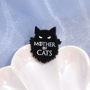 Insigne de chat noir créatif en émail avec slogan Mother of Cats pour vêtements et sacs