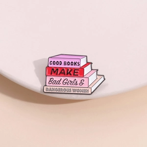 Good Books Make Bad Girls Dangerous Women Épingle Émail Livres Empilés Broche Métal Badge Féministe Décoration Vêtements Sac Cadeau