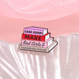 Broche en émail mignonne en forme de livres roses empilés avec texte Good Books