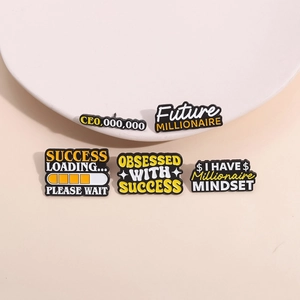 Set di 5 spille motivazionali in smalto nero, giallo e bianco per vestiti e borse