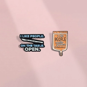Humorous Medical Theme Enamel Brooch Pin Alloy Scalpel IV Drip Bag Personality Lapel Pin For Doctors Nurses Accessories