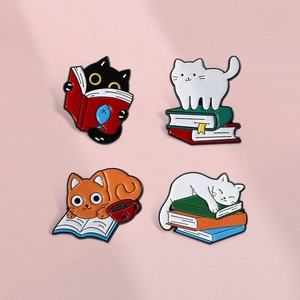 Cute Cartoon Cat Reading Book Enamel Pin Alloy Badge Animal Brooch For Backpack Clothing Decoration Unisex Jewelry Gift