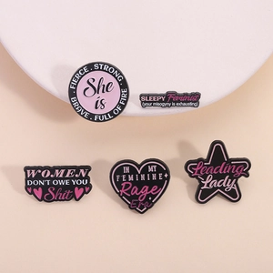 Legierung Emaille Feministischer Slogan Brosche Pin Für Damen Rosa Schwarz Leading Lady Herz Stern Runde Abzeichen Dekor