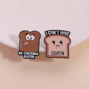 Süße Cartoon Toastbrot Emaille Brosche Lustige Smile Gesicht Glutenfrei Thema Zinklegierung Brosche Metall Abzeichen Für Kleidung Zubehör