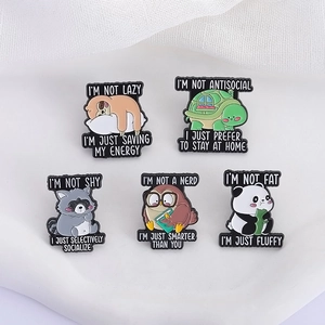 Lot de 5 épinglettes en émail d'animaux mignons avec paresseux, tortue et panda