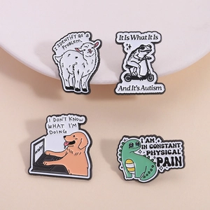 Ensemble de broches animaux avec grenouille, chien et dinosaure et phrases drôles