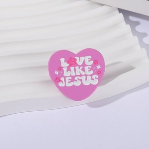 Broche en émail rose en forme de cœur avec lettrage Love Like Jesus et fleurs