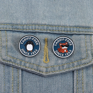 Pins en émail pingouin et panda roux sur veste en jean, badges de style vintage