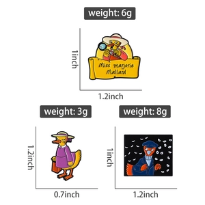 Detailed size chart showing cartoon duck enamel pin dimensions and product weight