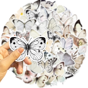 Detailopname van waterdichte vlinderstickers voor doe-het-zelf decoratie en kunst