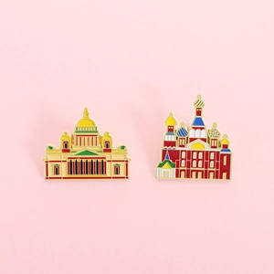 Russian Architecture Cathedral Enamel Pin Zinc Alloy Metal Lacquer Brooch Saint Basil's Cathedral Saint Isaac's Cathedral Commemorative Badge Jewelry Gift