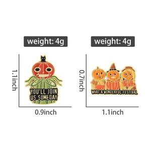 Dettaglio delle spille in smalto di Halloween con dimensioni precise e misure di peso