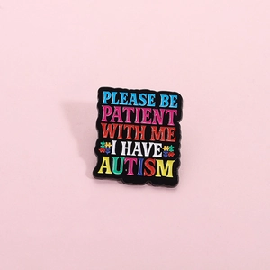 Broche en Émail Sensibilisation Autisme Alliage Badge Please Be Patient With Me Lettres Puzzle Décoration Vêtements Sac Cadeau