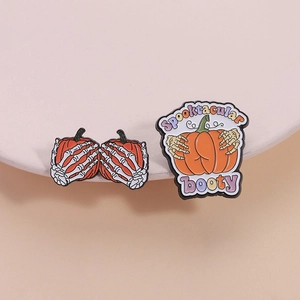 Halloween Spooktacular Booty Pumpkin Enamel Pin Skeleton Hands Brooch Zinc Alloy Badge For Women Men Party Jewelry Gift