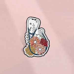 Kreative Blumen Stethoskop Emaille Brosche Zinklegierung Medizin Pflege Thema Pin Abzeichen Für Krankenschwester Arzt Geschenk Dekorative Kleidung Schmuck