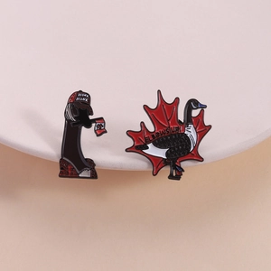 Insigne Émail Bernache du Canada Rigolo Alliage de Zinc Feuille d'Érable Drapeau Broche Honk Honk Elbows Up Badge Décor de Vêtements Bijoux