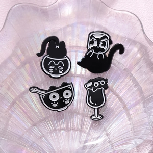 Lot de pins émaillés chat noir créatifs avec chatons dans des tasses pour vêtements