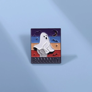 Épinglette fantôme rigolote avec texte BOOOOOOTY pour sac à dos et chapeau Halloween