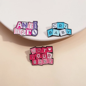 Trendige Zinklegierung Emaille Anstecknadel Brosche Anti Hero Cry Baby Not Your Baby Slogan Buchstaben Abzeichen Für Kleidung Tasche
