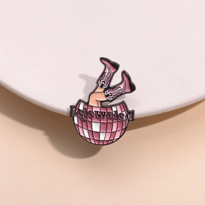 Broche Émaillée Boule à Facettes Bottes de Cowboy Roses Thème Musique Pin en Alliage de Zinc pour Femmes Pop Star Fan Music Festival Badge Bijoux