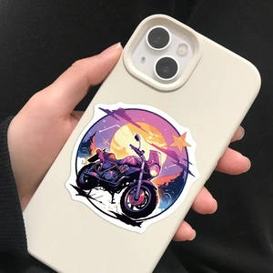 Autocollant de moto rétro synthwave sur coque de téléphone blanche avec coucher de soleil