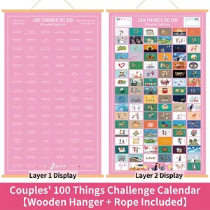 Calendario da muro 100 cose da fare in coppia con supporto in legno e testi bilingui
